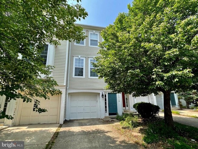 property at 12518 Heykens Ln