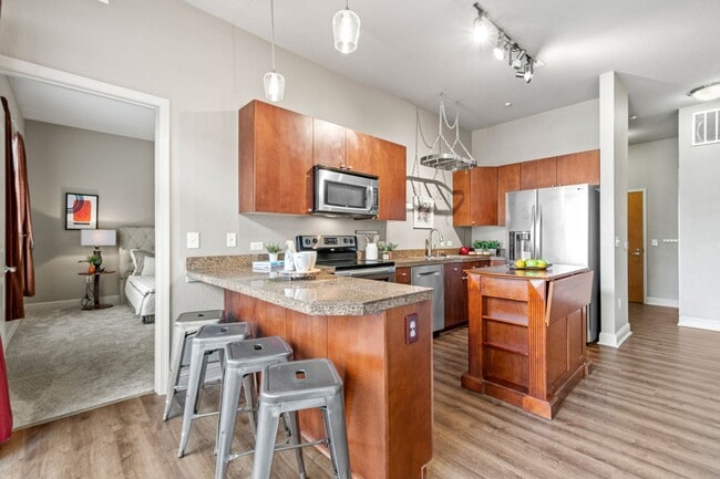 property at 5401 S Park Terrace Ave