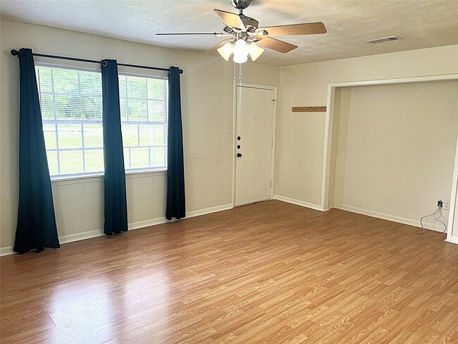 property at 560 Beverly Dr