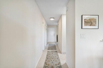5850 Sugar Palm Ct in Delray Beach, FL - Building Photo - Building Photo
