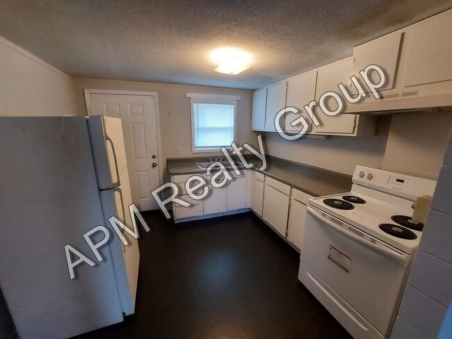 property at 2710 Howell Ct