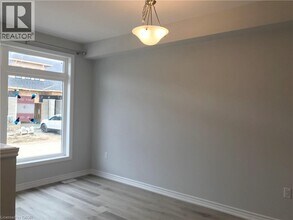 50 Welch Ln in Hamilton, ON - Building Photo - Building Photo