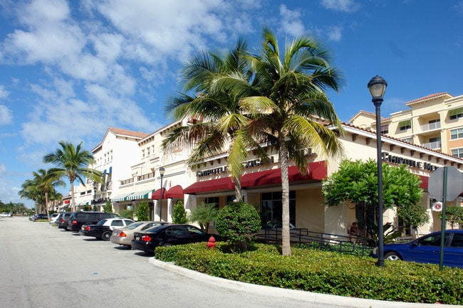Shoppes 10 in Boynton Beach, FL - Building Photo - Building Photo