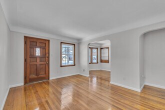 11319 Tecumseh Ave in Redford Township, MI - Building Photo - Building Photo