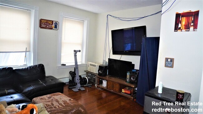 9 Fulkerson St, Unit 1 in Cambridge, MA - Building Photo - Building Photo