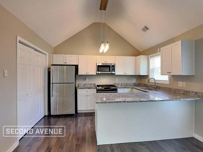 520 Hillcrest Cross Rd in Canton, GA - Building Photo - Building Photo