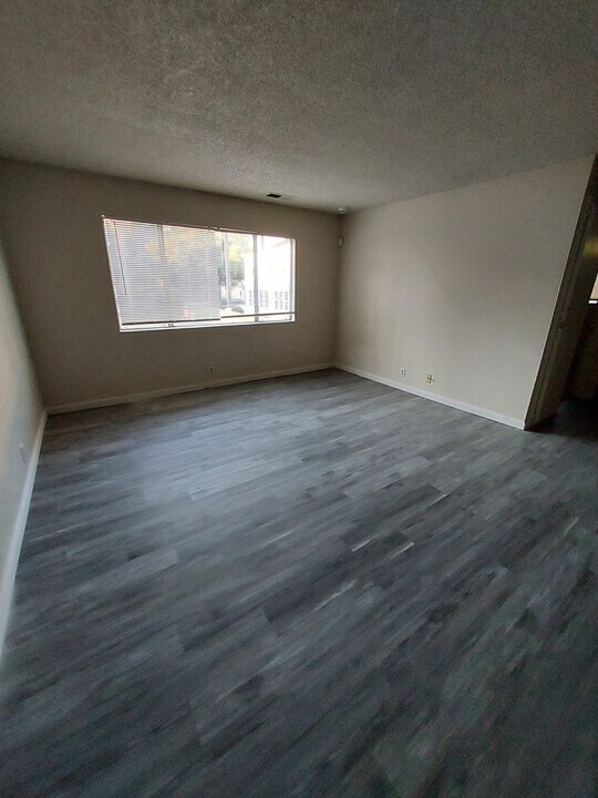 418 Hazel St in Chico, CA - Building Photo