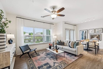 Fidelis Willis in Willis, TX - Foto de edificio - Building Photo