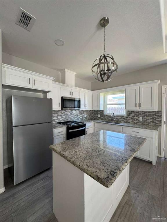 10 N Winona Dr in Pharr, TX - Building Photo - Building Photo