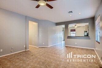 4558 E Loma Vista St in Gilbert, AZ - Building Photo - Building Photo