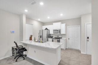 86848 Mainline Rd in Yulee, FL - Building Photo - Building Photo
