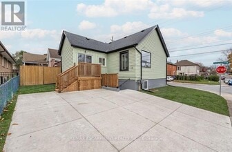 476 Ferguson Ave N in Hamilton, ON - Building Photo - Building Photo
