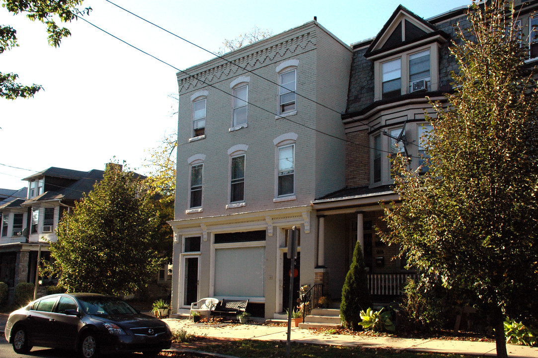 208 - 210 Muench St in Harrisburg, PA - Building Photo