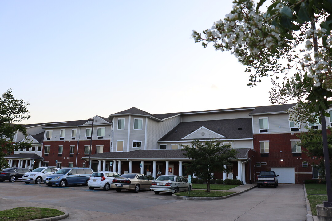 The Cade Courtyard in Jackson, MS - Foto de edificio