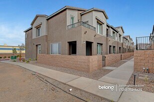 1519 Layla Crossing Ave in Henderson, NV - Building Photo