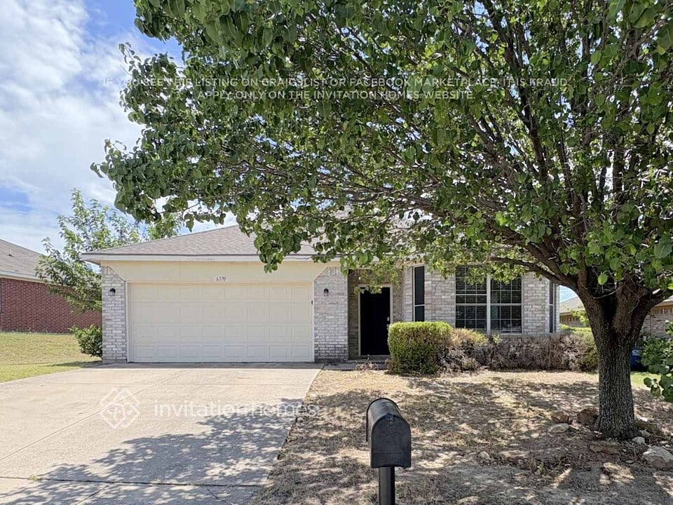 6370 Rainwater Way in Fort Worth, TX - Building Photo
