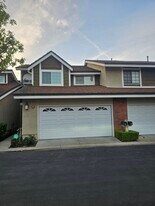 25 Weepingwood in Irvine, CA - Building Photo