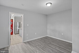 1838 E Pratt St in Baltimore, MD - Building Photo - Building Photo