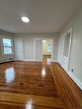 328 Chapman St in New Britain, CT - Building Photo - Building Photo