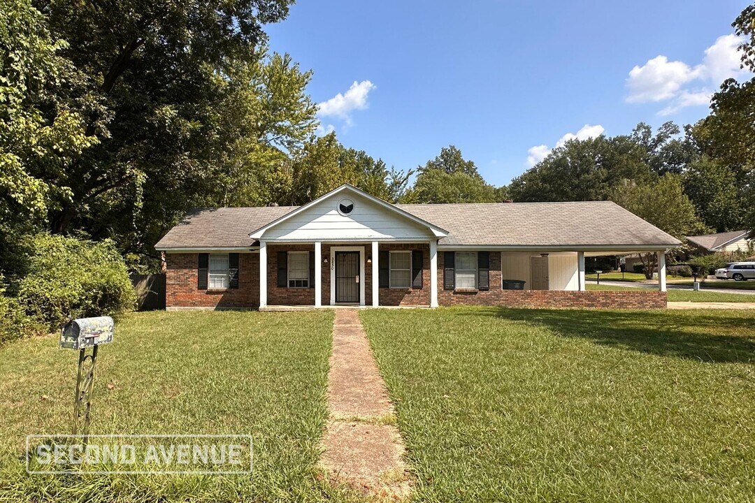3850 Hanna Dr in Memphis, TN - Building Photo