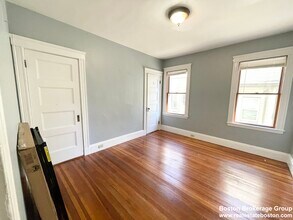18 Romsey St, Unit #1 in Boston, MA - Building Photo - Building Photo
