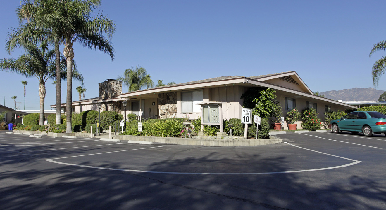 Upland View Terrace Mobile Home in Upland, CA - Building Photo