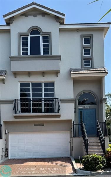 1902 Coral Heights Ct in Oakland Park, FL - Building Photo