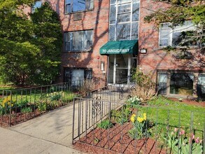 70 Jamaicaway in Boston, MA - Building Photo - Building Photo