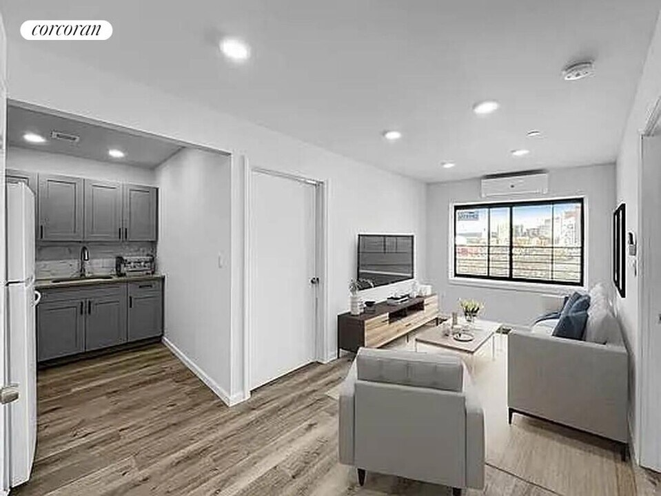 2588 Heath Ave in Bronx, NY - Building Photo