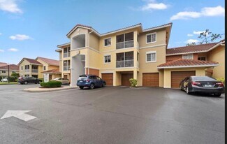 13141 Bella Casa Cir, Unit 3177 in Ft. Myers, FL - Building Photo