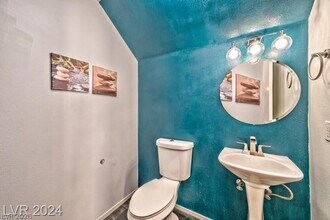 9469 Green Vineyard Ave in Las Vegas, NV - Building Photo - Building Photo