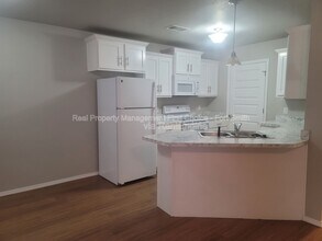 2101 Ingalls Ln in Alma, AR - Foto de edificio - Building Photo