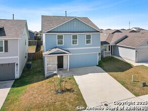 8842 Barrow Path in Converse, TX - Building Photo - Building Photo