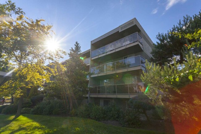 property at 1140 Hillside Ave