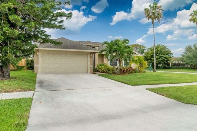 12789 Meadowbreeze Dr in Wellington, FL - Building Photo - Building Photo