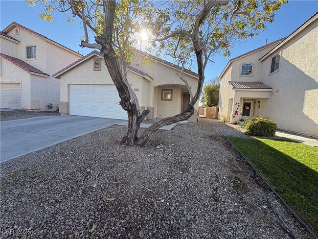 6303 Navajo Gorge Ct in Las Vegas, NV - Building Photo - Building Photo