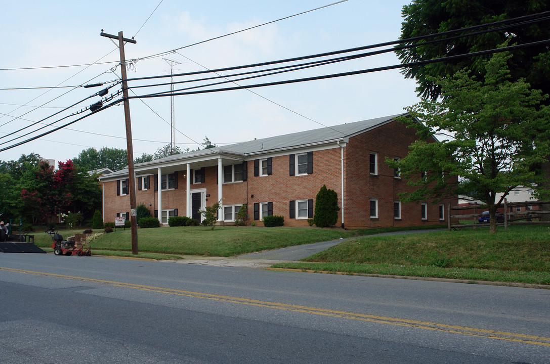 205 S Jefferson St in Frederick, MD - Foto de edificio