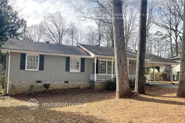 property at 4461 Locksley Rd