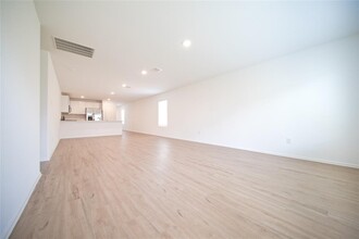 4114 Oakland Vw St in Baytown, TX - Building Photo - Building Photo
