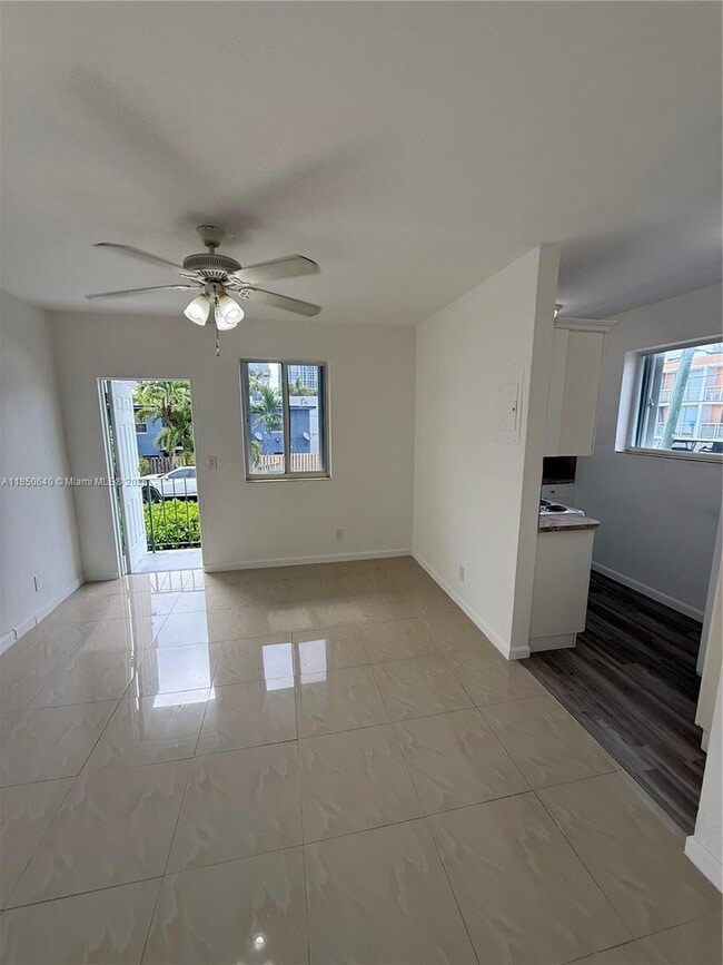 469 SW 3rd St in Miami, FL - Building Photo - Building Photo