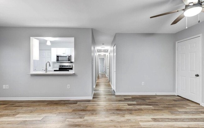 3629 10th St in North Beach, MD - Foto de edificio - Building Photo