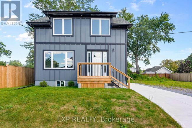 40 Parkview Ave in Fort Erie, ON - Building Photo - Building Photo