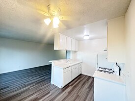 Vanderbilt West in Redondo Beach, CA - Building Photo