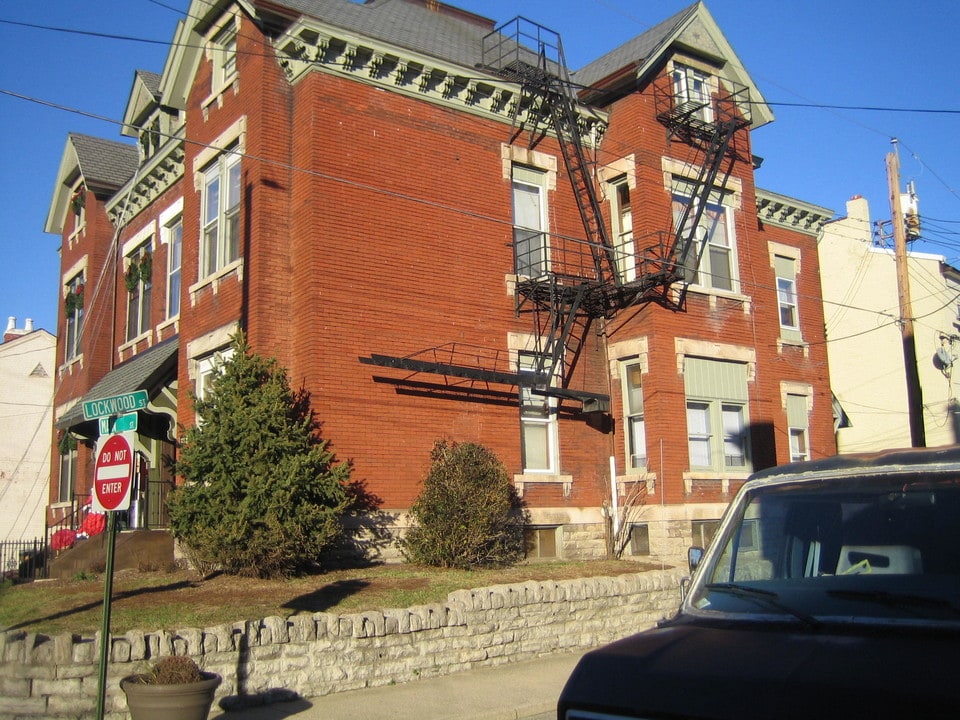 822 Main St in Covington, KY - Foto de edificio