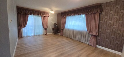 4074 Vista Calaveras St in Oceanside, CA - Foto de edificio - Building Photo