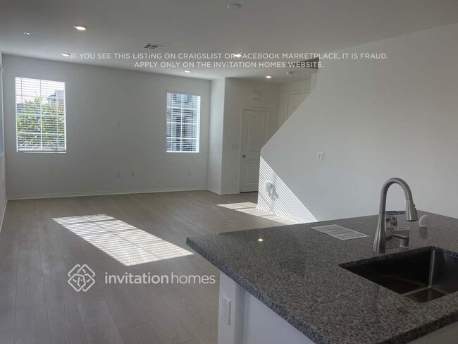 2447 Gunner Ridge Way in Rialto, CA - Building Photo - Building Photo