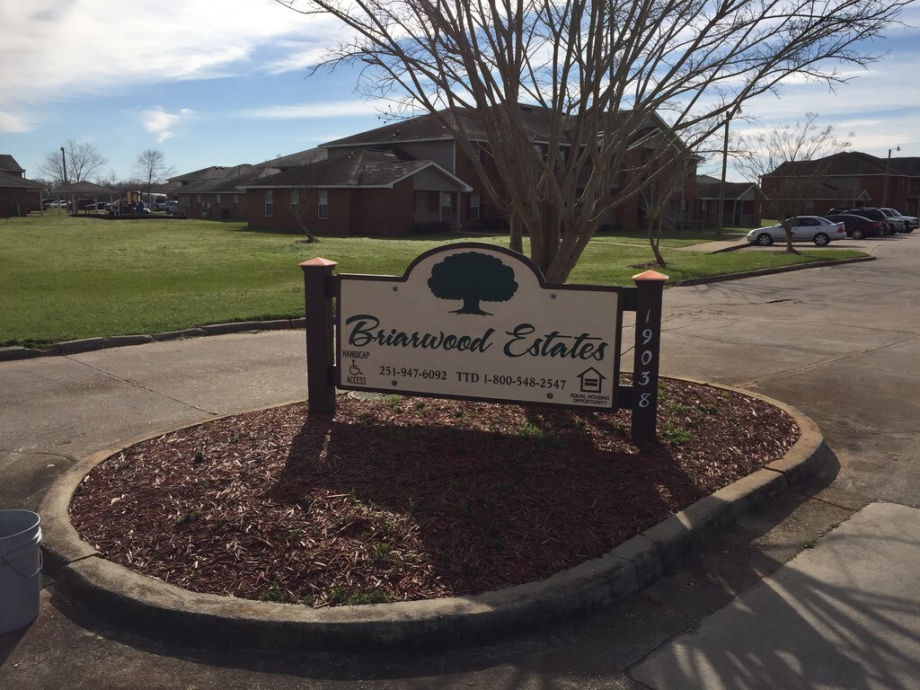 Briarwood Estates Apartments in Robertsdale, AL