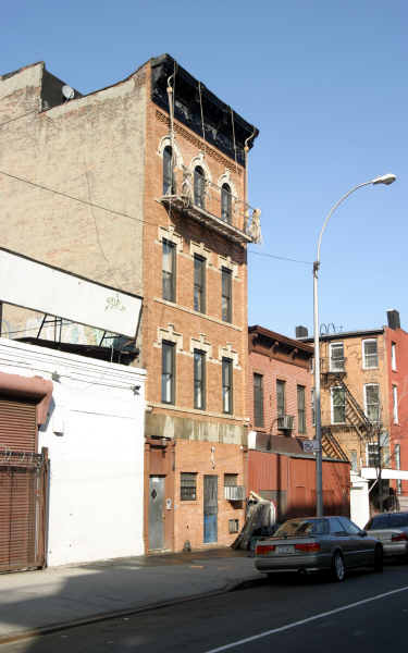 1035 Dean St in Brooklyn, NY - Building Photo