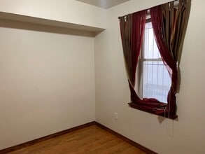 1003 S 3rd St, Unit 1 in Philadelphia, PA - Foto de edificio - Building Photo