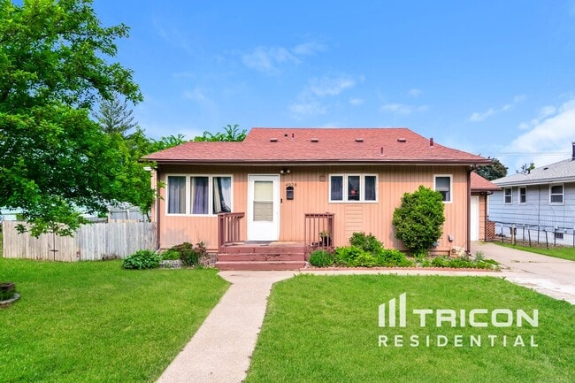 property at 4928 4th St NE